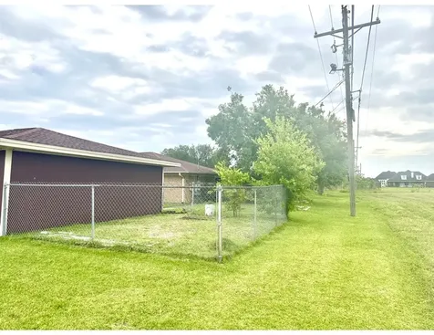 2312 Salisbury Drive Port Arthur TX 77640