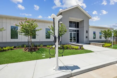 2020 Grandway Drive 3208 Katy TX 77449