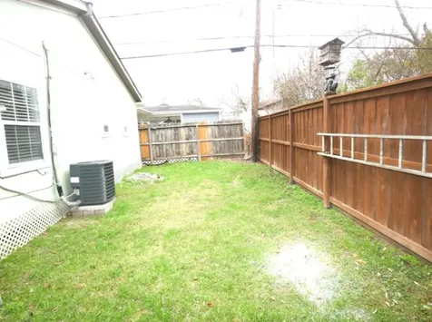 6735 Narcissus Street A Houston TX 77087