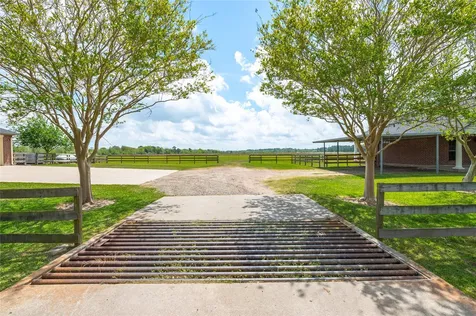 8211 Deats Lane Dickinson TX 77539