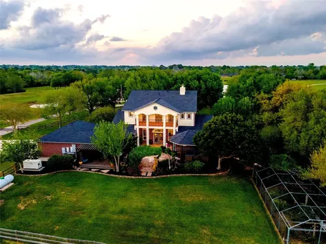 8211 Deats Lane Dickinson TX 77539
