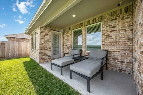9522 Wall Street Texas City TX 77591
