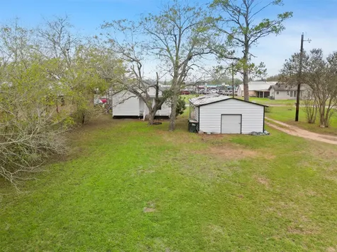 107 Mulberry Street Hallettsville TX 77964