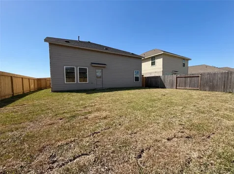200 Bennett Street Angleton TX 77515