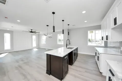 216 San Jacinto Street La Porte TX 77571