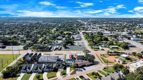 216 San Jacinto Street La Porte TX 77571