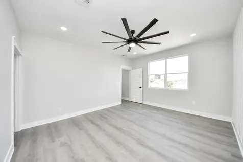 216 San Jacinto Street La Porte TX 77571