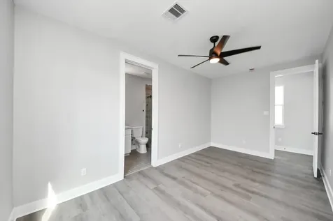 216 San Jacinto Street La Porte TX 77571