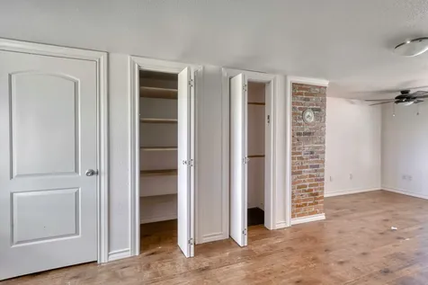 4 W Manning Street Madisonville TX 77864