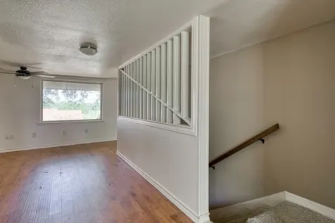 4 W Manning Street Madisonville TX 77864