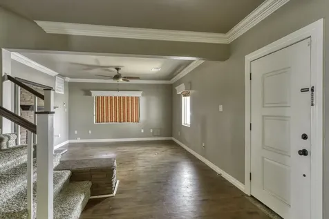 4 W Manning Street Madisonville TX 77864