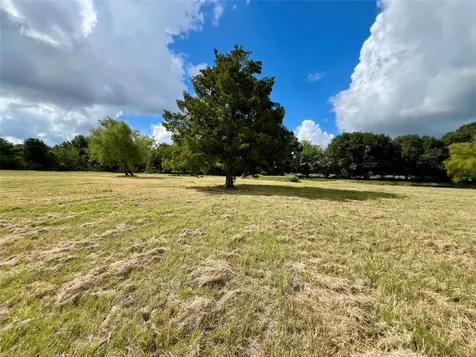 1195 B Track Road W New Ulm TX 78950