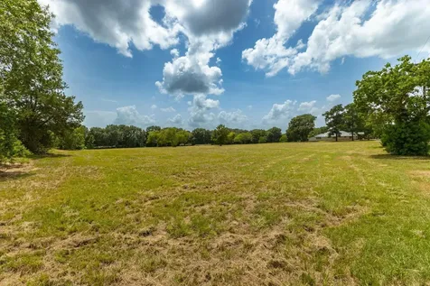 1195 B Track Road W New Ulm TX 78950