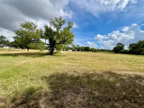 1195 B Track Road W New Ulm TX 78950
