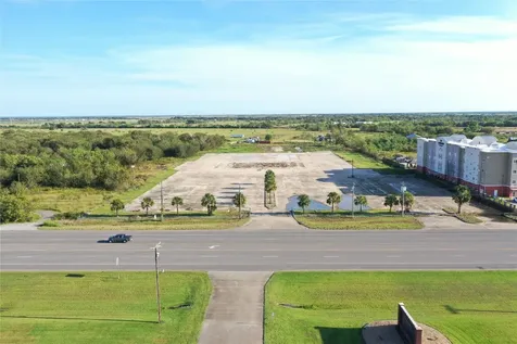 5900 Highway 35 Highway E Bay City TX 77414