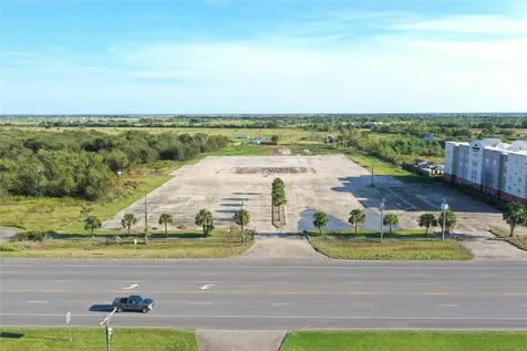 5900 Highway 35 Highway E Bay City TX 77414
