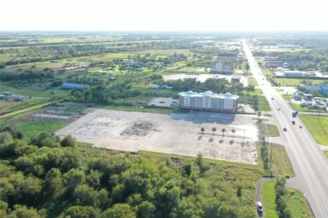 5900 Highway 35 Highway E Bay City TX 77414