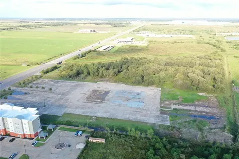 5900 Highway 35 Highway E Bay City TX 77414