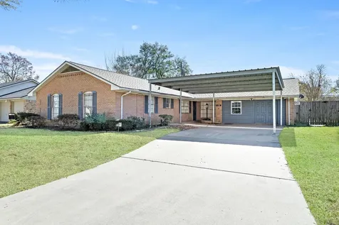 5755 Sul Ross Lane Beaumont TX 77706