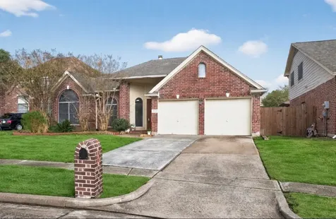 12530 Meadowglen Drive Meadows Place TX 77477