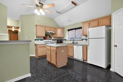 12530 Meadowglen Drive Meadows Place TX 77477