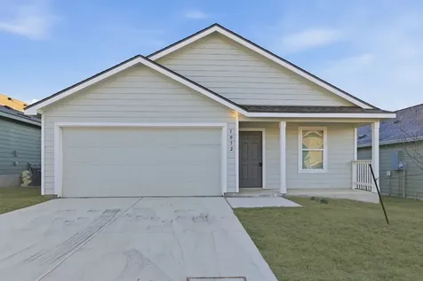 1052 Shutter Way Kerrville TX 78028