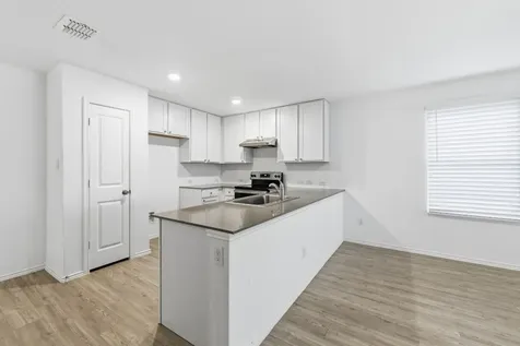 1052 Shutter Way Kerrville TX 78028