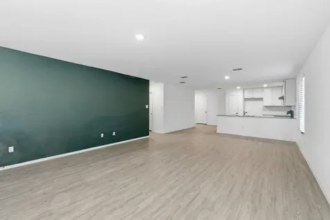 1052 Shutter Way Kerrville TX 78028