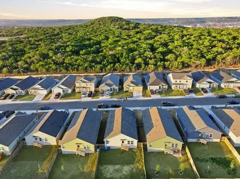 1052 Shutter Way Kerrville TX 78028
