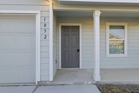 1052 Shutter Way Kerrville TX 78028
