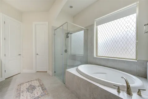 9926 Common Hawker Court Conroe TX 77385
