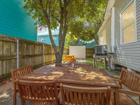 1213 55th Street Galveston TX 77551