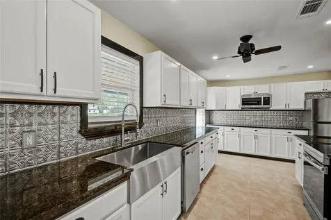 1461 Camellia Drive Sweeny TX 77480