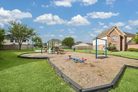 2206 Camdon Drive Deer Park TX 77536