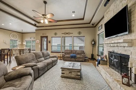 514 Pinehurst Drive New Ulm TX 78950