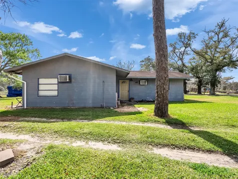 3315 Saint Anne Street Liverpool TX 77577