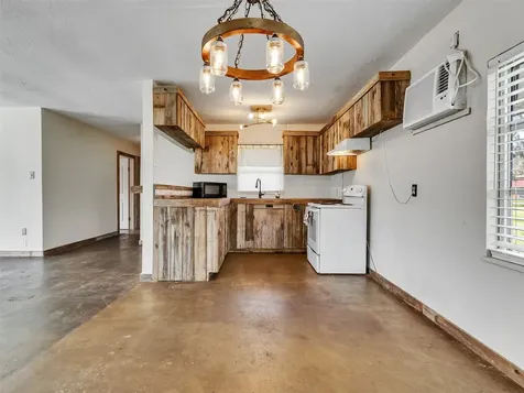 3315 Saint Anne Street Liverpool TX 77577