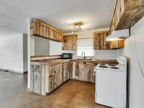 3315 Saint Anne Street Liverpool TX 77577