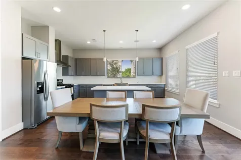 434 Yale Oaks Lane Houston TX 77091