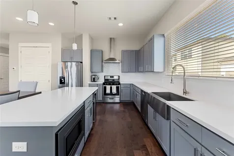 434 Yale Oaks Lane Houston TX 77091