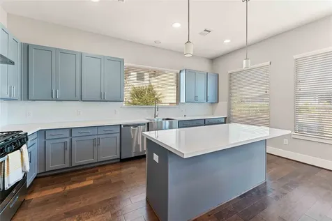 434 Yale Oaks Lane Houston TX 77091