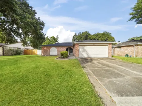 1223 Bramblebury Drive Sugar Land TX 77498