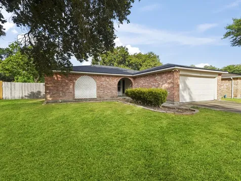 1223 Bramblebury Drive Sugar Land TX 77498
