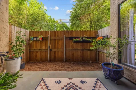 5001 Lamonte Lane 5 Houston TX 77092
