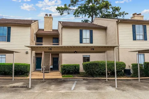 5001 Lamonte Lane 5 Houston TX 77092