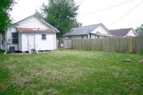 1310 4th Street Rosenberg TX 77471