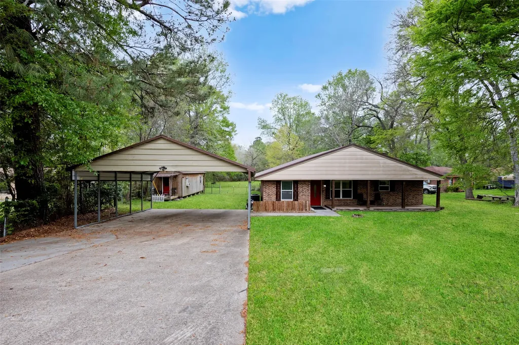 142 Fm 2296 Road Huntsville TX 77340