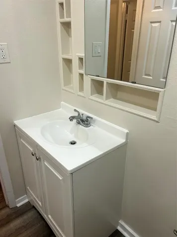 5718 Mackinaw Street Houston TX 77053