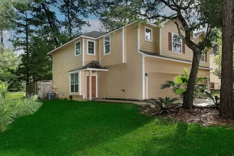 102 Blue Creek The Woodlands TX 77382