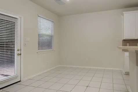 102 Blue Creek The Woodlands TX 77382